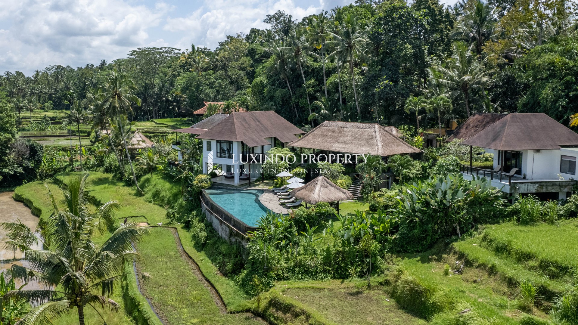 UBUD – 7 BEDROOM ESTATE WITH PANORAMIC JUNGLE VIEWS (FHV418)